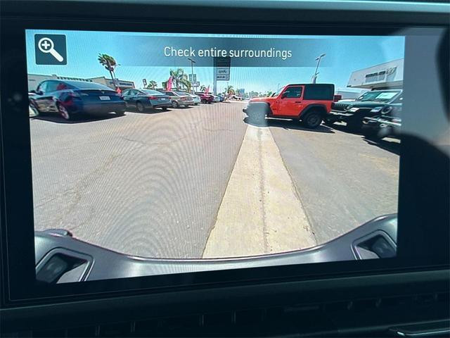 Photo of 2025 Granite Crystal Metallic Clearcoat Jeep Gladiator