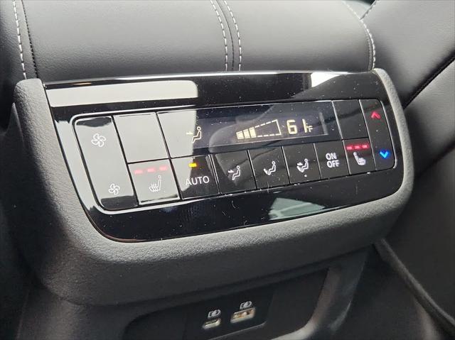 Photo of 2025 Harbor Gray INFINITI QX60