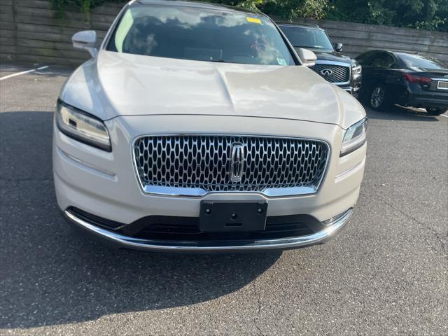 Photo of 2021 Ceramic Pearl Lincoln Nautilus