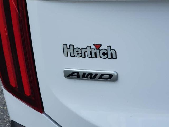 Photo of 2022 Glacial White Pearl Kia Telluride