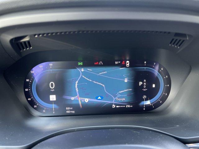 Photo of 2023 Crystal White Metallic Volvo XC60