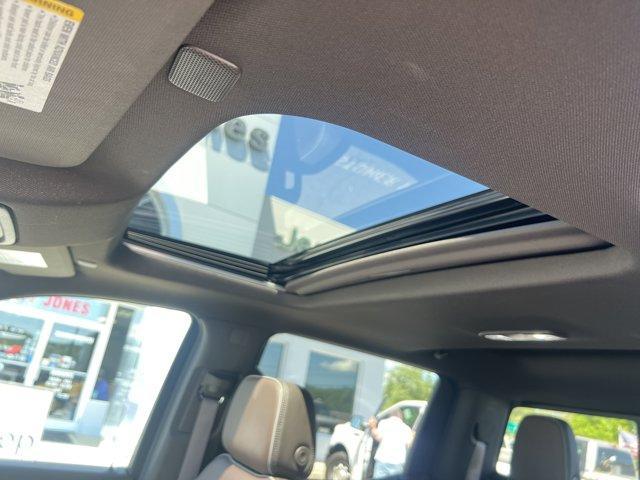 Photo of 2024 Onyx Black GMC Sierra 1500