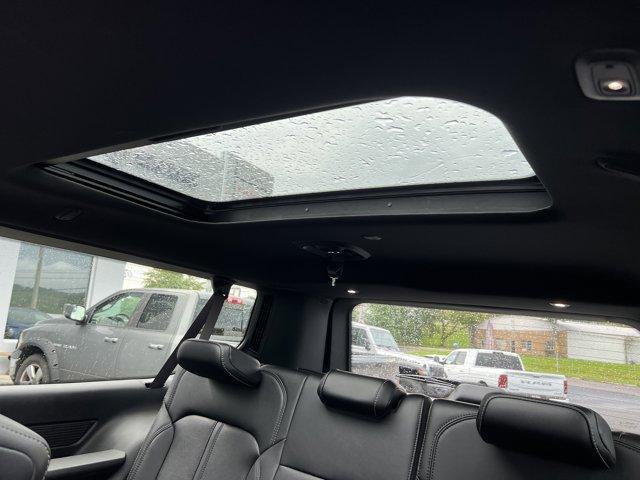 Photo of 2024 Bright White Clearcoat Jeep Wagoneer L