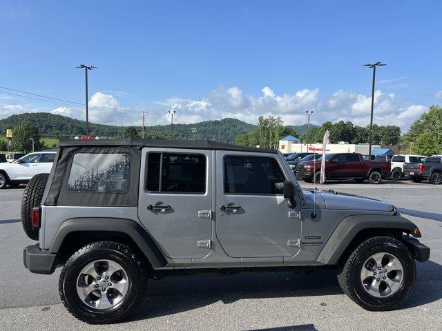 Photo of 2017 Billet Silver Metallic Clearcoat Jeep Wrangler Unlimited