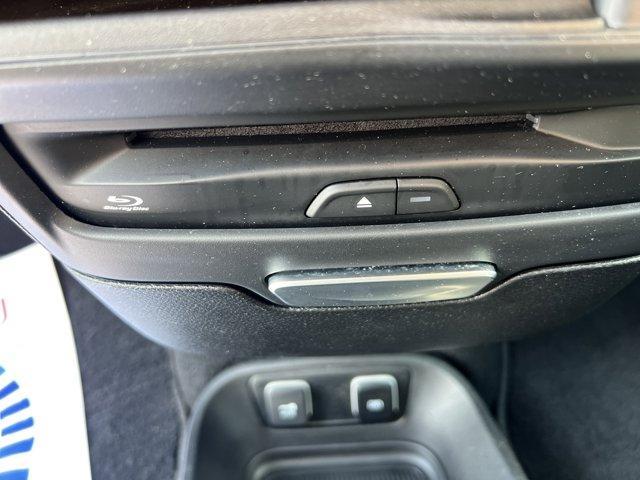 Photo of 2019 Bright White Clearcoat Chrysler Pacifica Hybrid