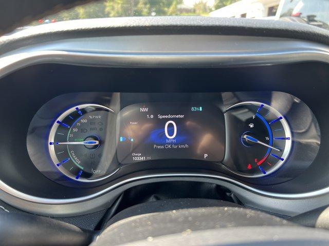 Photo of 2019 Bright White Clearcoat Chrysler Pacifica Hybrid