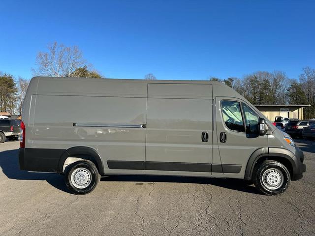 Photo of 2025 Ceramic Gray Clearcoat RAM ProMaster 3500