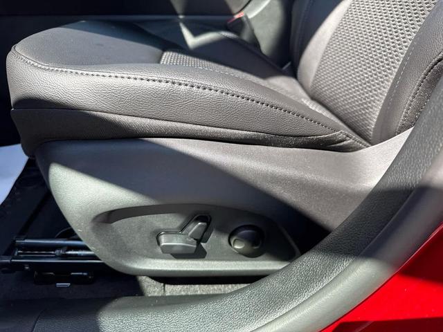 Photo of 2026 red hot pearlcoat Jeep Compass