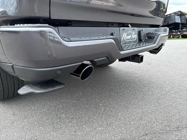 Photo of 2026 Granite Crystal Metallic Clearcoat RAM 1500