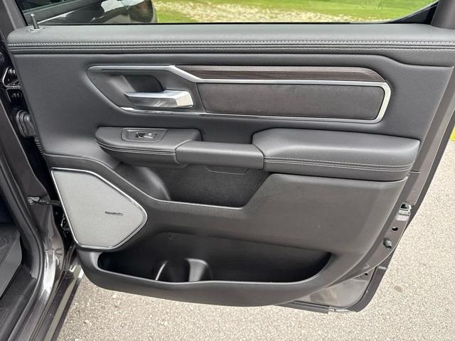 Photo of 2026 Granite Crystal Metallic Clearcoat RAM 1500