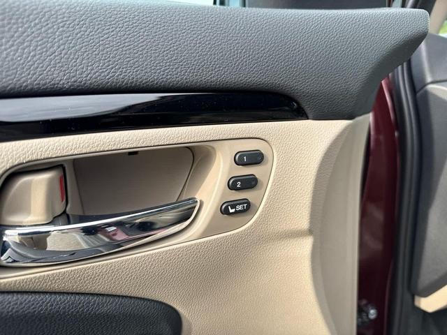 Photo of 2019 Deep Scarlet Pearl Honda Ridgeline