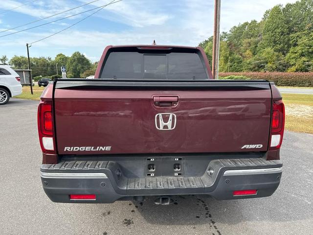 Photo of 2019 Deep Scarlet Pearl Honda Ridgeline