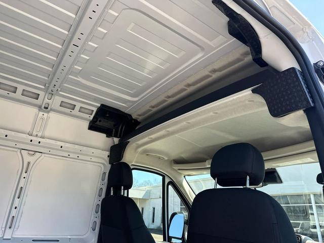 Photo of 2025 Bright White Clearcoat RAM ProMaster 2500