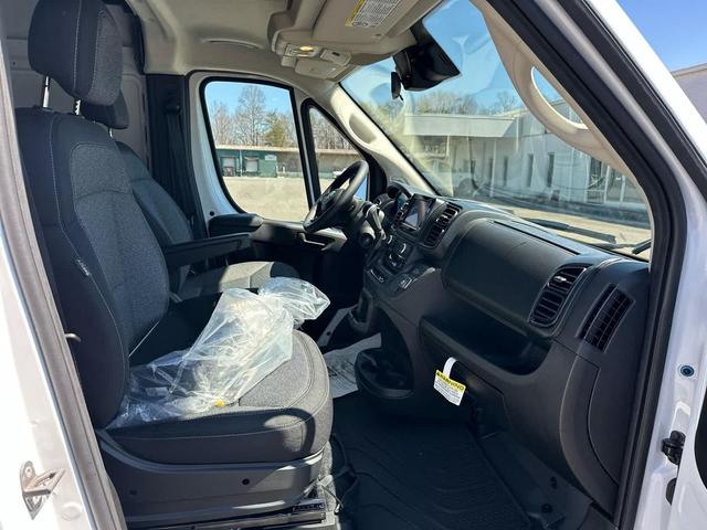 Photo of 2025 Bright White Clearcoat RAM ProMaster 2500