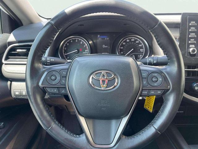 Photo of 2022 White Toyota Camry