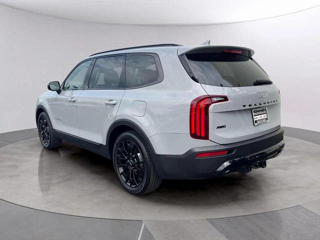 Photo of 2022 Wolf Gray Kia Telluride