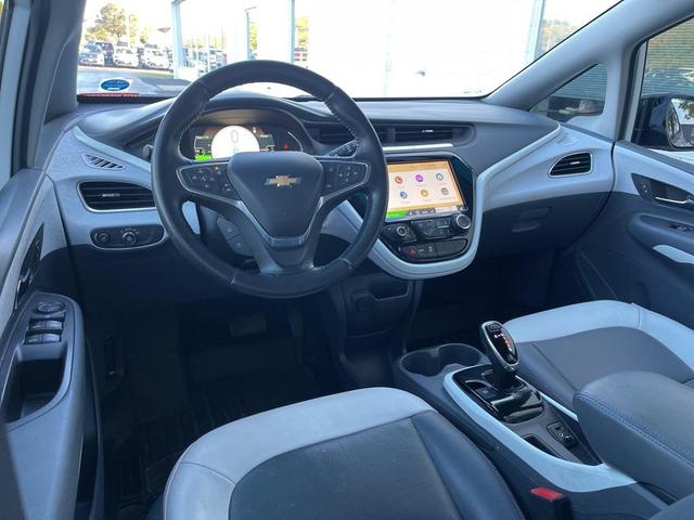 Photo of 2021 Summit White Chevrolet Bolt EV