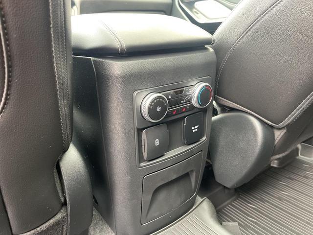 Photo of 2022 Agate Black Metallic Ford Explorer