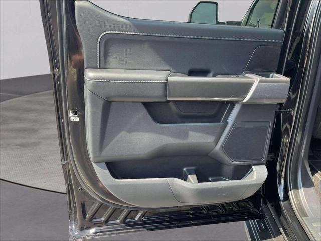 Photo of 2022 Agate Black Metallic Ford F-150
