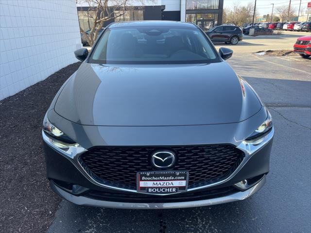 Photo of 2025 Machine Gray Metallic Mazda Mazda3