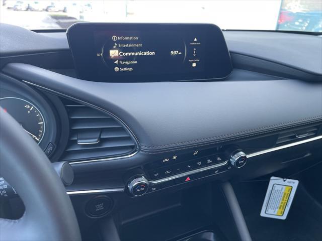 Photo of 2025 Machine Gray Metallic Mazda Mazda3