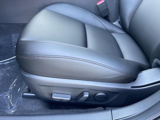 Photo of 2025 Machine Gray Metallic Mazda Mazda3