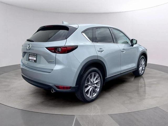 Photo of 2019 Sonic Silver Metallic Mazda CX-5