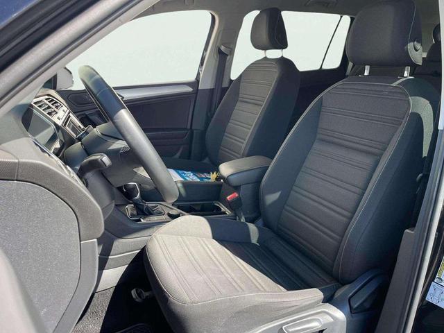 Photo of 2022 Deep Black Pearl Volkswagen Tiguan