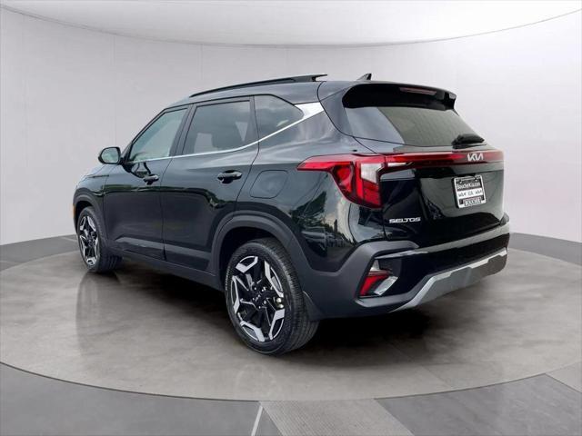 Photo of 2024 Fusion Black Kia Seltos