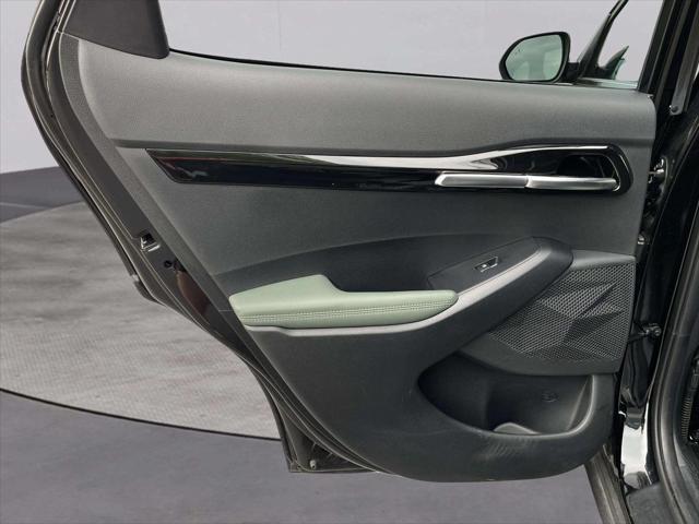 Photo of 2024 Fusion Black Kia Seltos