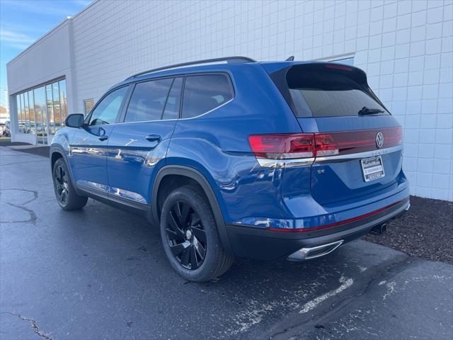 Photo of 2025 Mountain Lake Blue Metallic Volkswagen Atlas