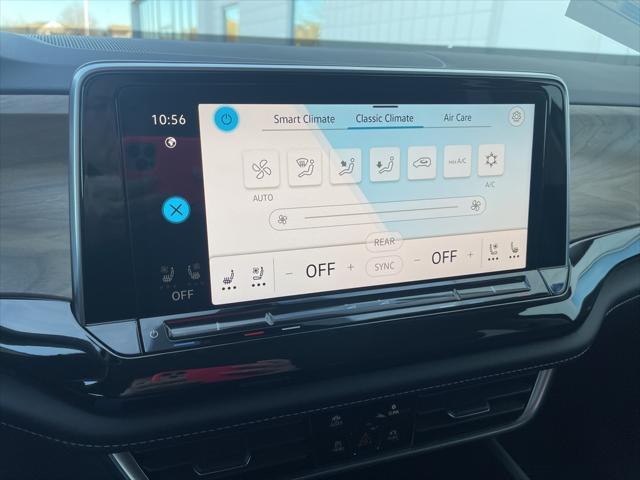 Photo of 2025 Mountain Lake Blue Metallic Volkswagen Atlas