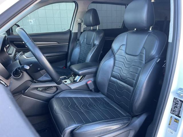 Photo of 2020 Snow White Pearl Kia Telluride