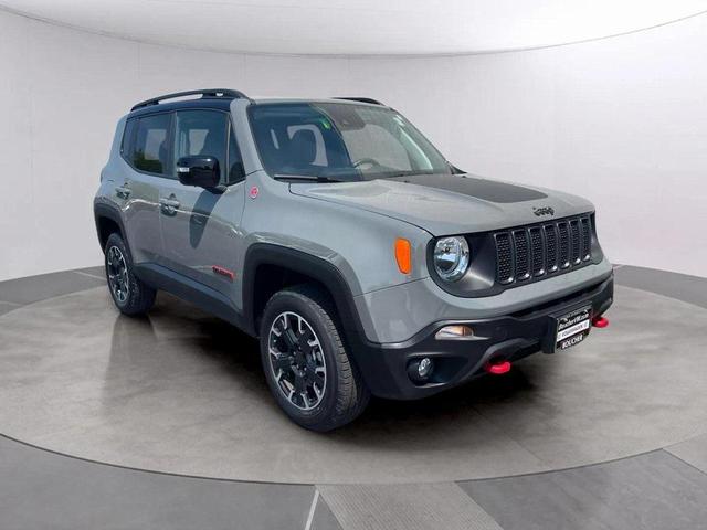 Photo of 2023 Sting-Gray Clearcoat Jeep Renegade