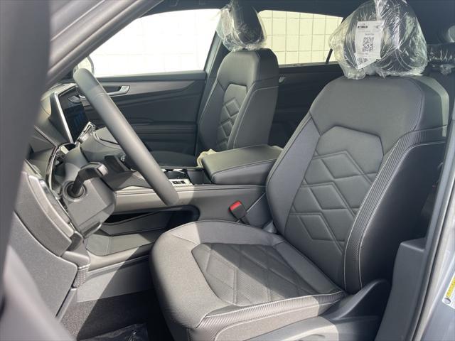 Photo of 2025 Silver Mist Metallic Volkswagen Atlas Cross Sport