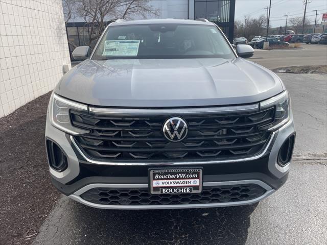 Photo of 2025 Silver Mist Metallic Volkswagen Atlas Cross Sport