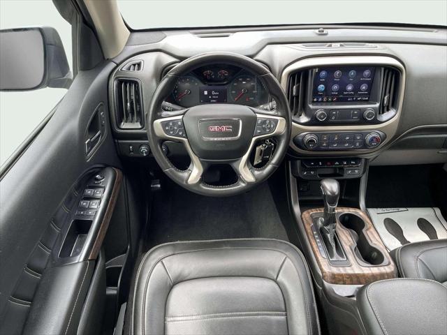 Photo of 2022 Onyx Black GMC Canyon