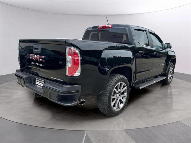 Photo of 2022 Onyx Black GMC Canyon