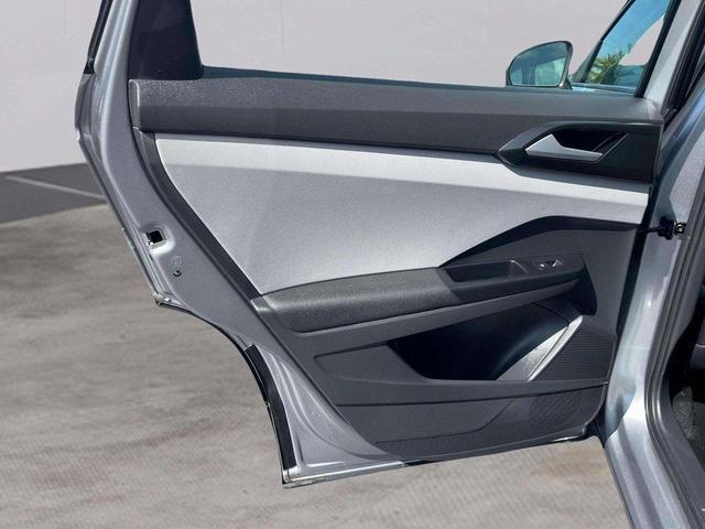 Photo of 2023 Pyrite Silver Metallic Volkswagen Taos