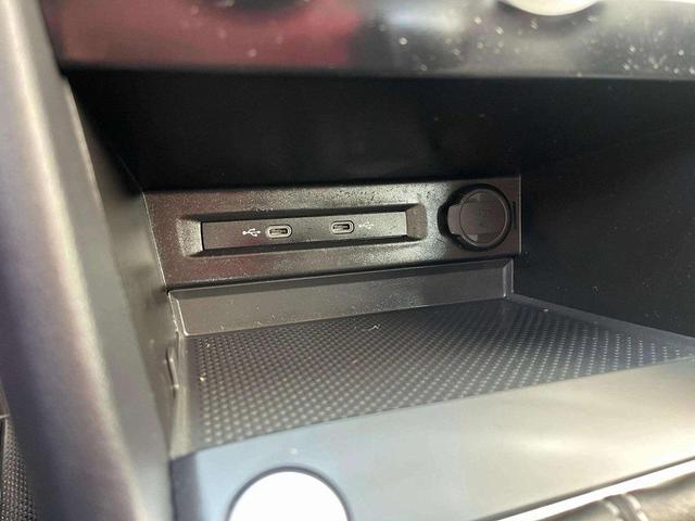 Photo of 2022 Pyrite Silver Metallic Volkswagen Taos
