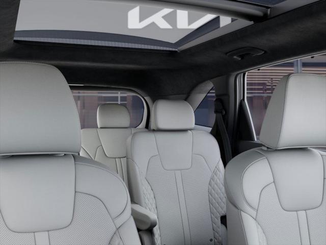 Photo of 2025 Silky Silver Kia Sorento Hybrid