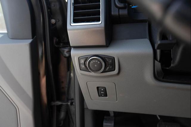 Photo of 2016 Shadow Black Ford F-150