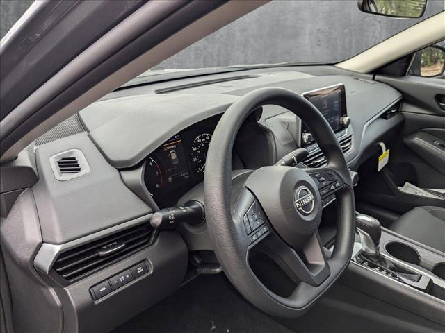 Photo of 2025 Gun Metallic Nissan Altima