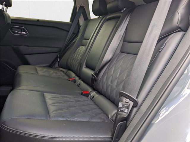 Photo of 2024 Boulder Gray Pearl Nissan Rogue
