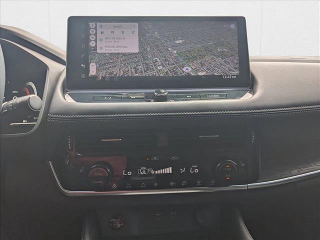 Photo of 2024 Boulder Gray Pearl Nissan Rogue