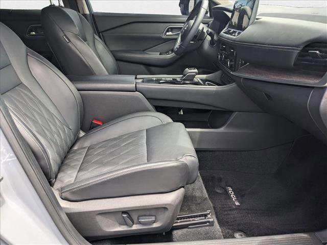 Photo of 2024 Boulder Gray Pearl Nissan Rogue
