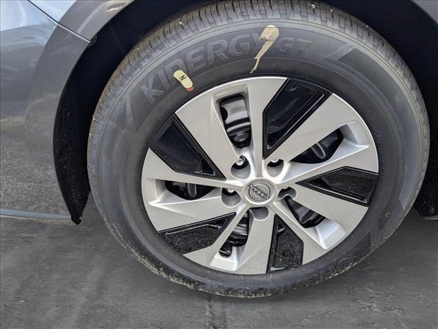 Photo of 2025 Gun Metallic Nissan Altima