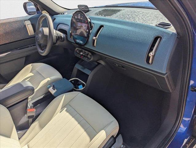 Photo of 2025 Blazing Blue Metallic MINI Countryman