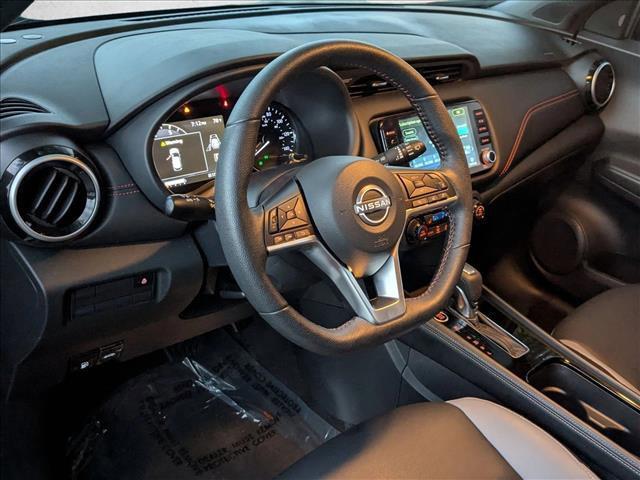 Photo of 2024 Boulder Gray Pearl Nissan Kicks
