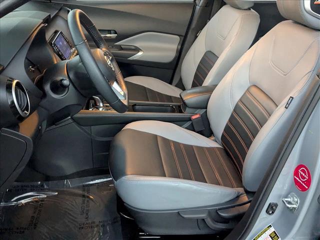 Photo of 2024 Boulder Gray Pearl Nissan Kicks